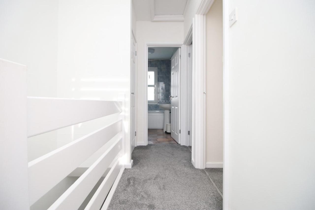 K Suites - Selkirk Street Челтнъм Екстериор снимка